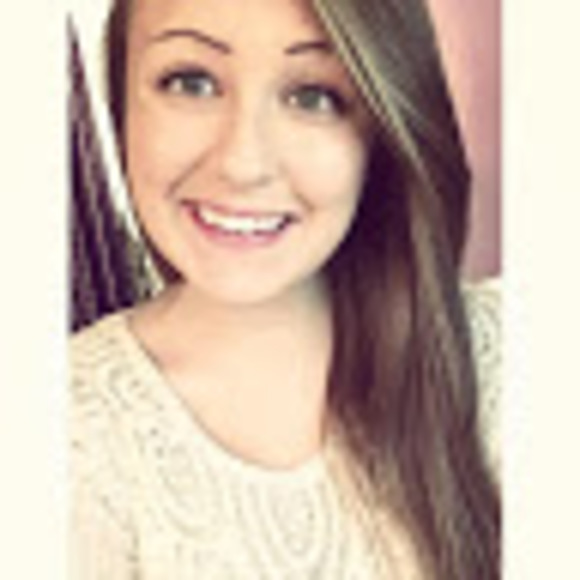 Meet your Posher, Sarah - Picture 1 of 1